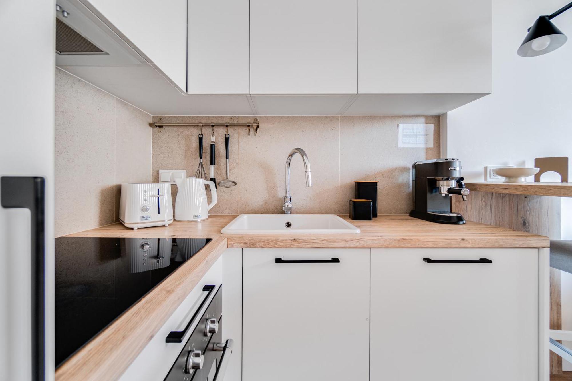 Bright Day Apartment - Self Check-In 24H, 10 Min Market Square วรอตซวาฟ ภายนอก รูปภาพ